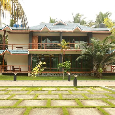 Lara Lake View Resort Thiruvananthapuram Luaran gambar