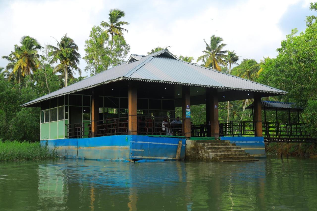Lara Lake View Resort Thiruvananthapuram Luaran gambar